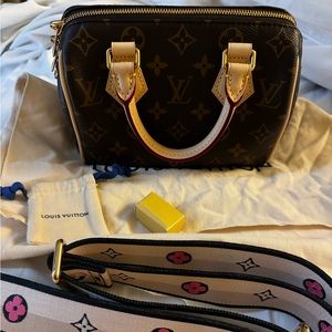 Louis Vuitton Speedy Bandoulière 20